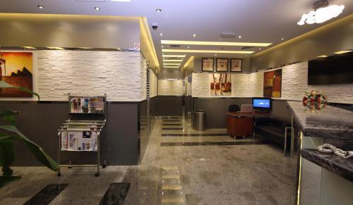 Oasis Deira Hotel Дубай Экстерьер фото