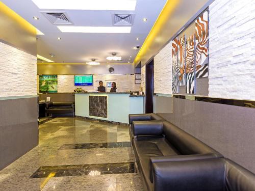Oasis Deira Hotel Дубай Экстерьер фото
