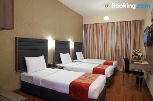 Oasis Deira Hotel Дубай Экстерьер фото