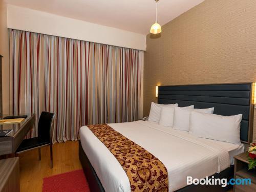 Oasis Deira Hotel Дубай Экстерьер фото